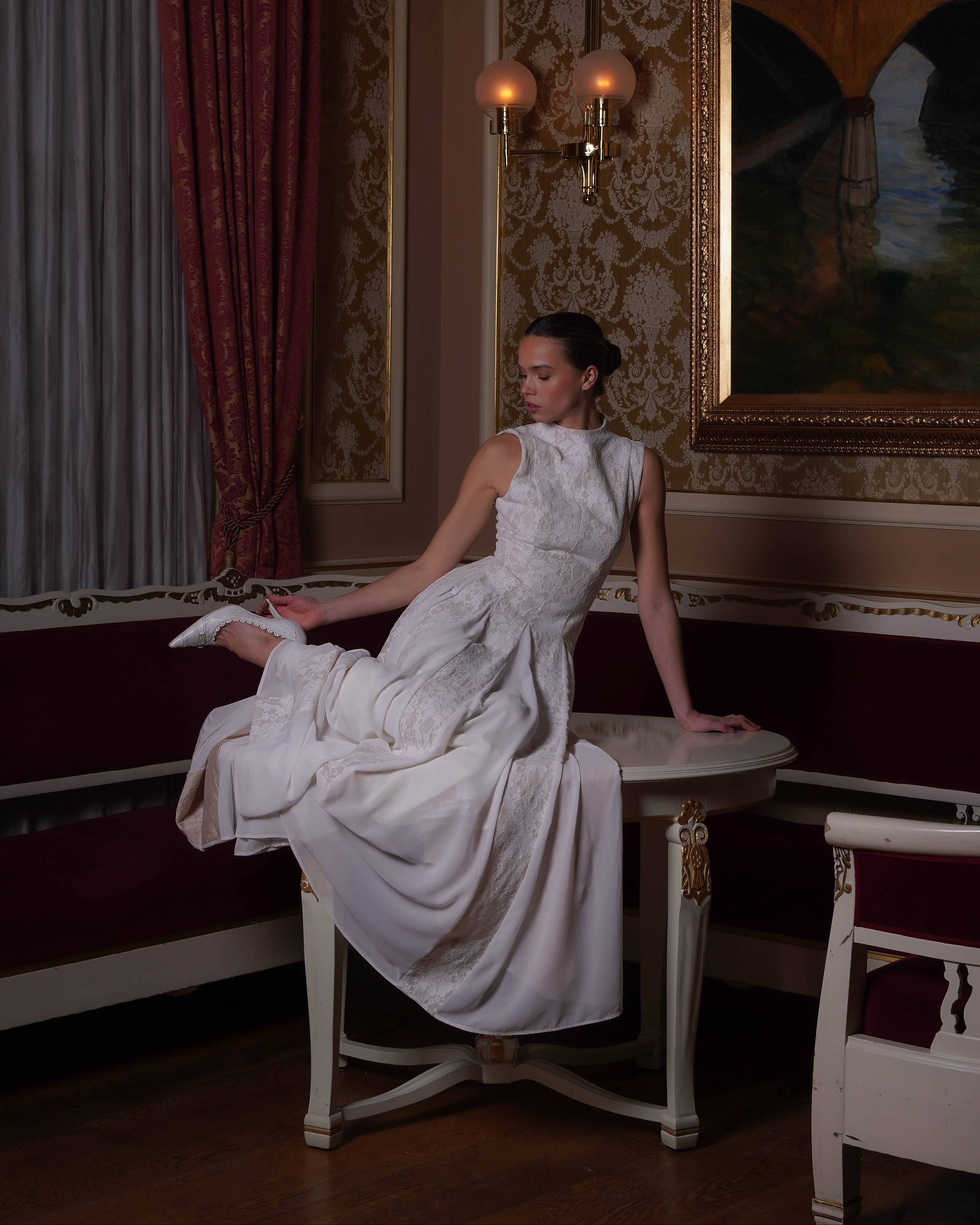 Model: 175 cm · XS · B cup