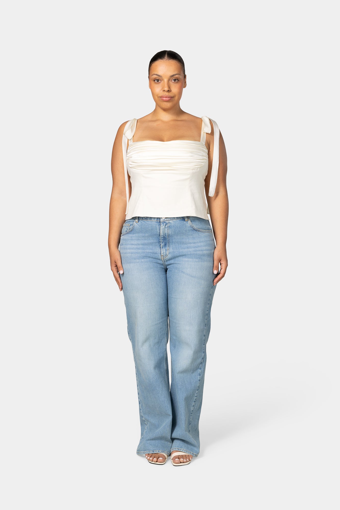 Model: 172 cm | Wearing: XL | Cup size: M