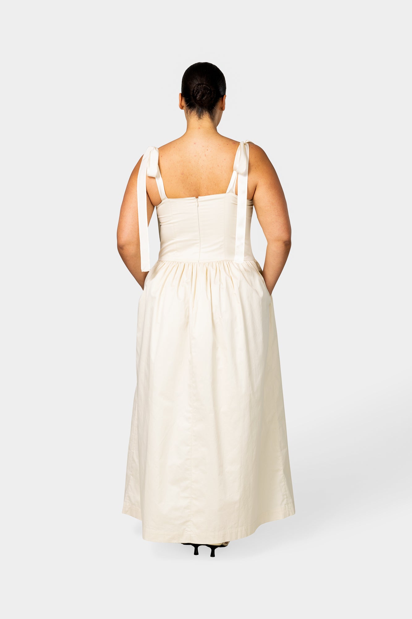 Model: 172 cm | Wearing: XL | Cup size: F