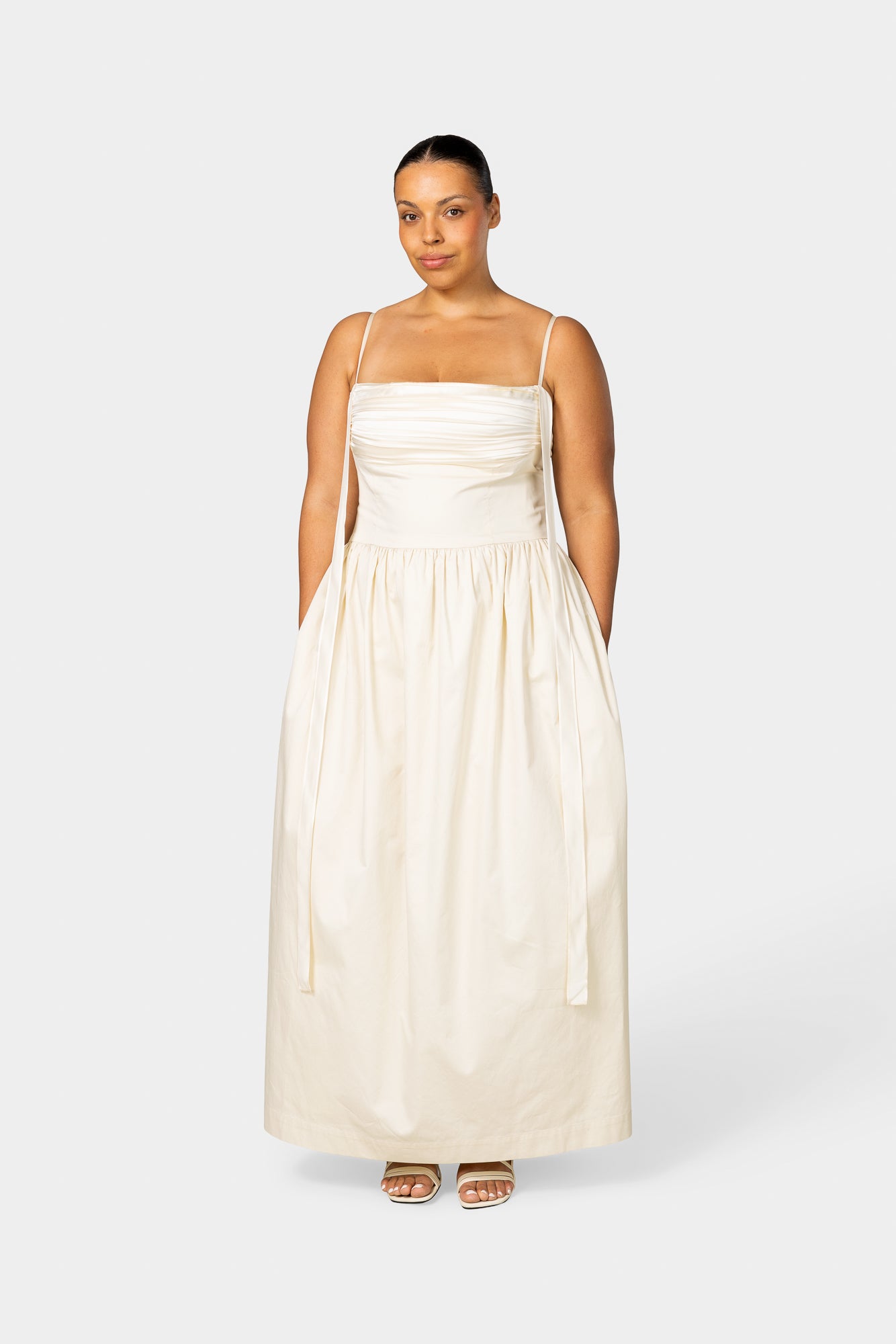 Model: 172 cm | Wearing: XL | Cup size: F