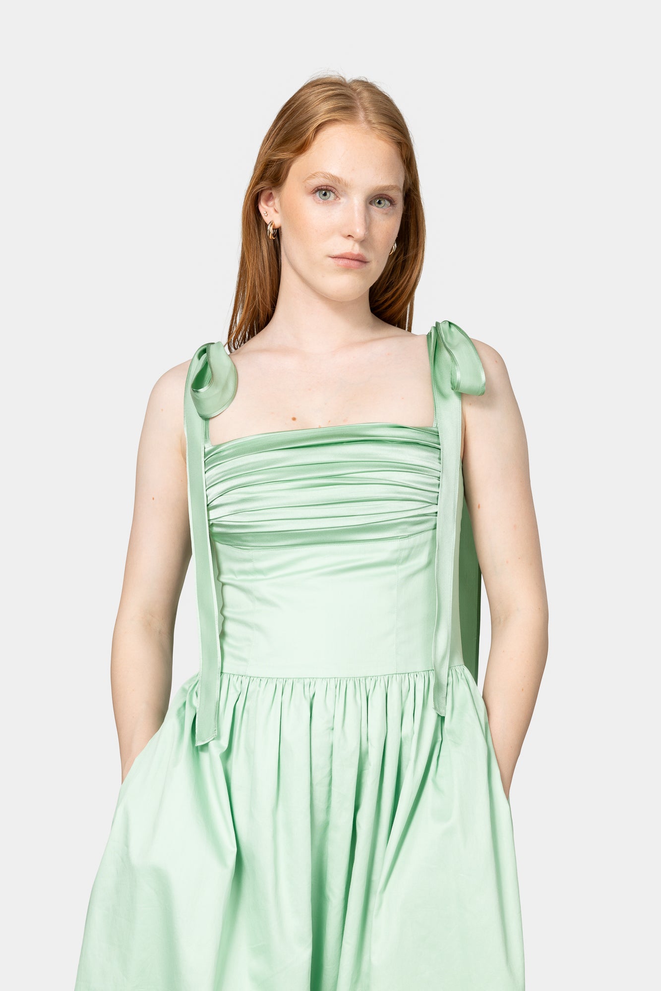 Model: 172 cm | Wearing: XS | Cup size: B