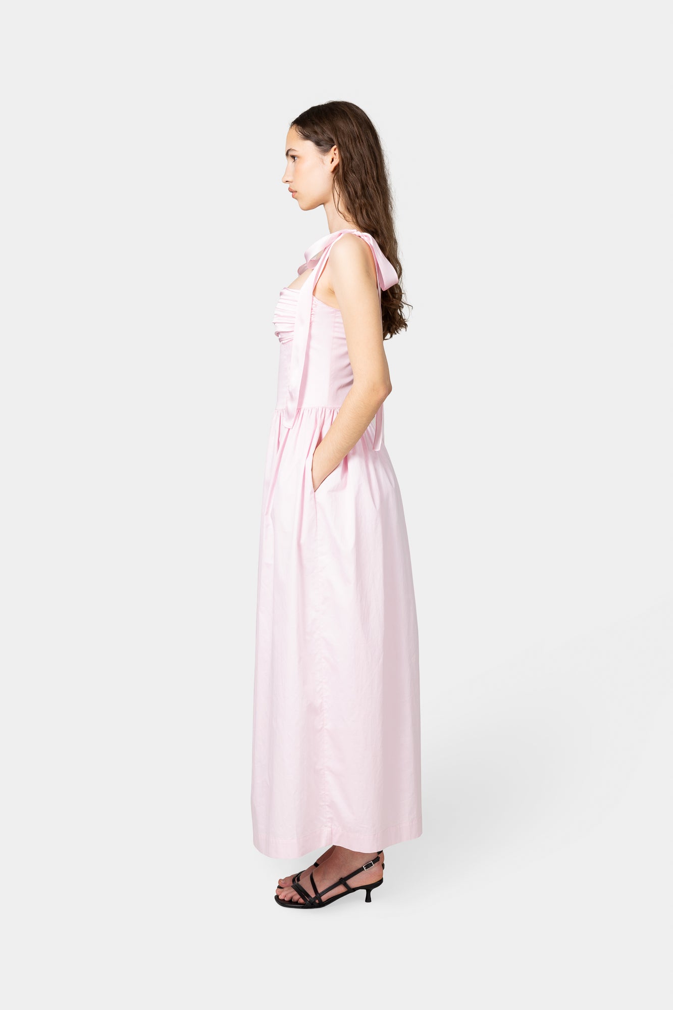 Model: 175cm | Wearing: XS | Cup size: C