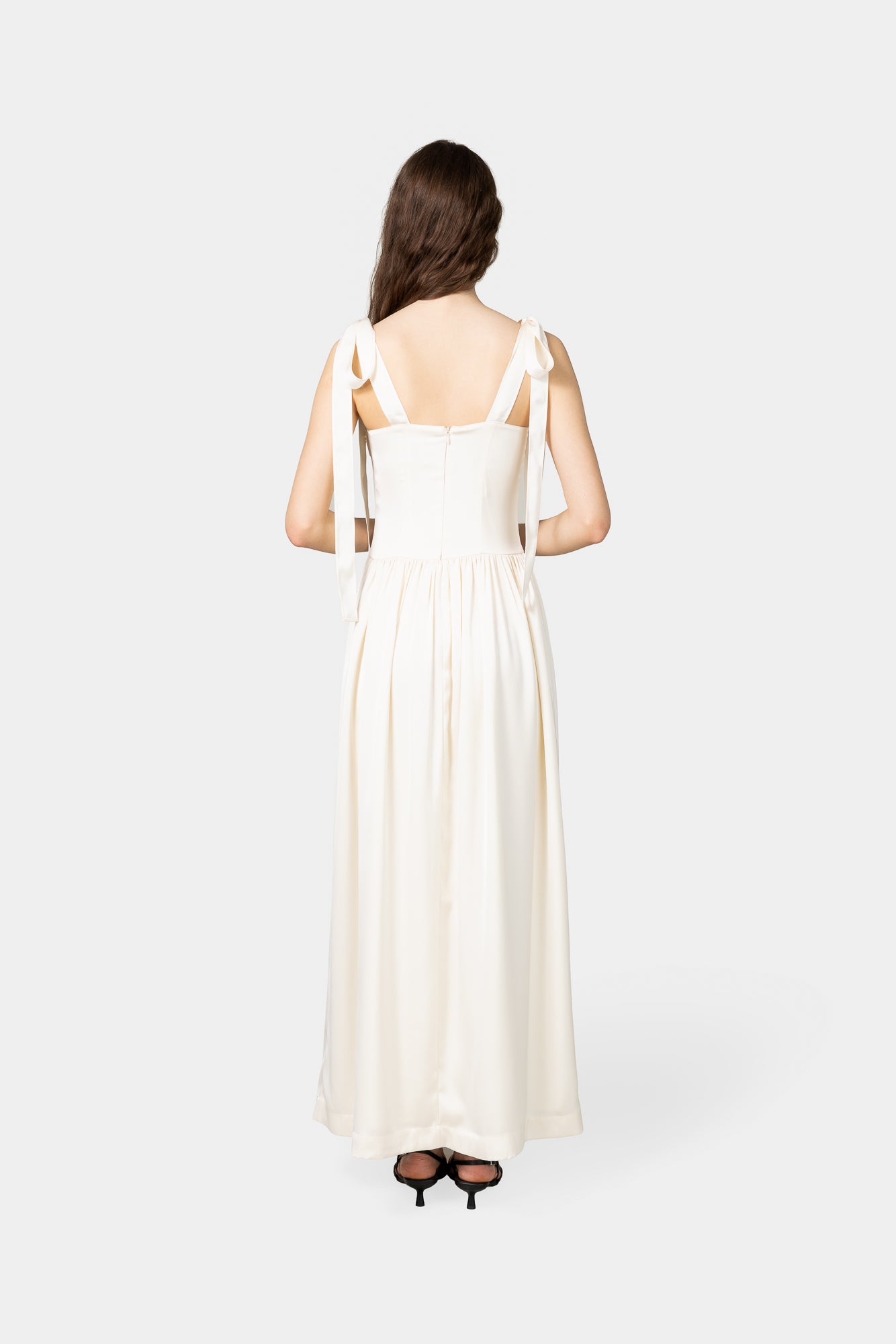 Model: 175cm | Wearing: XS | Cup size: C