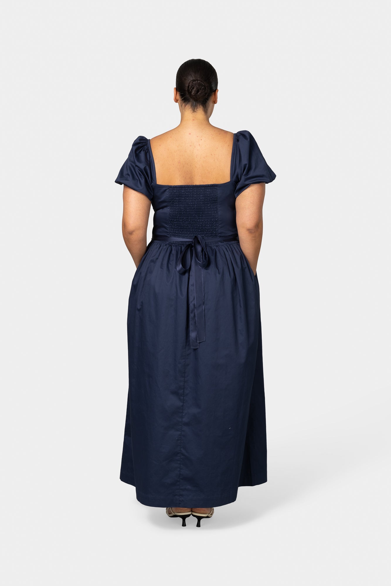 Model: 172 cm | Wearing: XL | Cup size: F