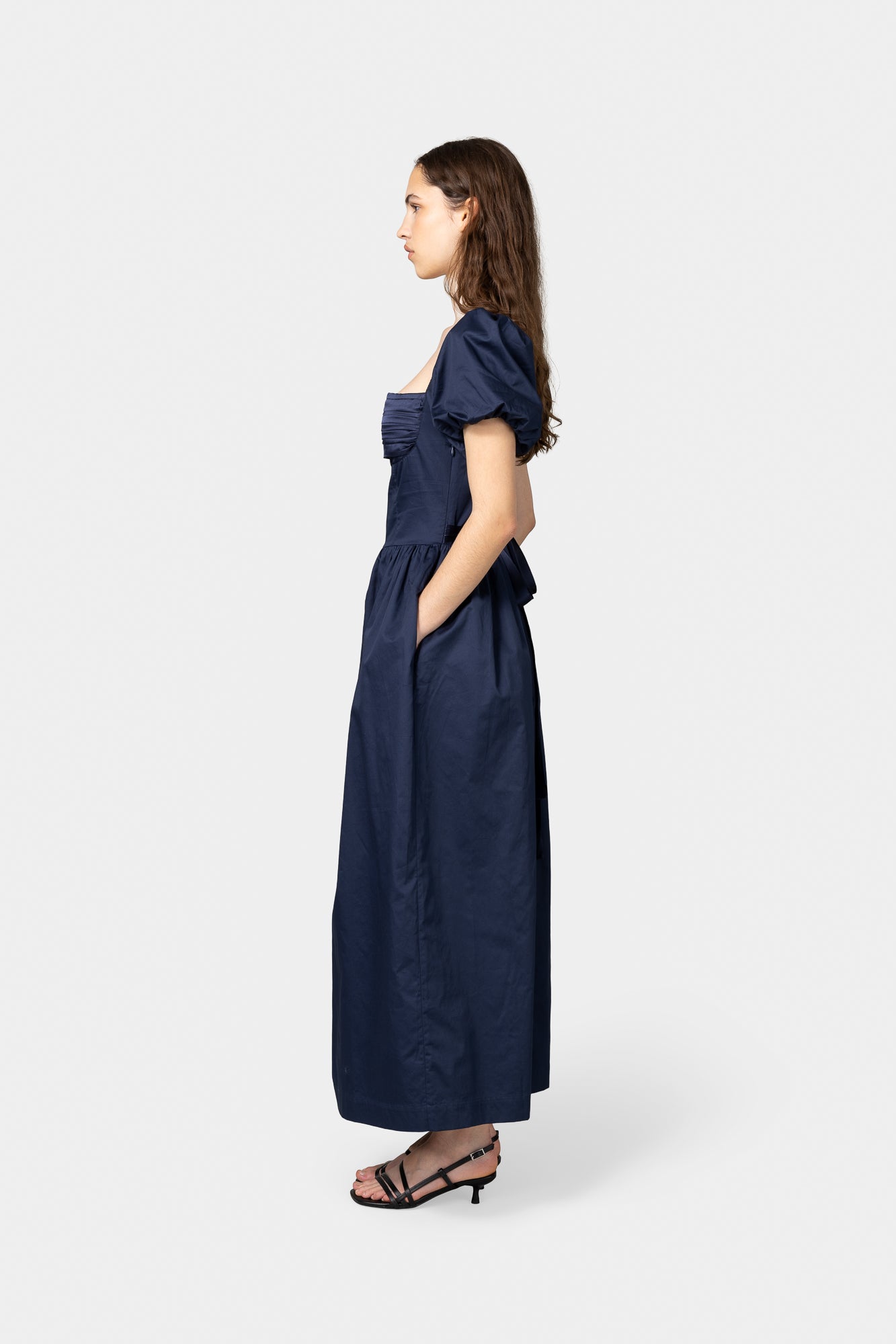 Model: 175cm | Wearing: XS | Cup size: C