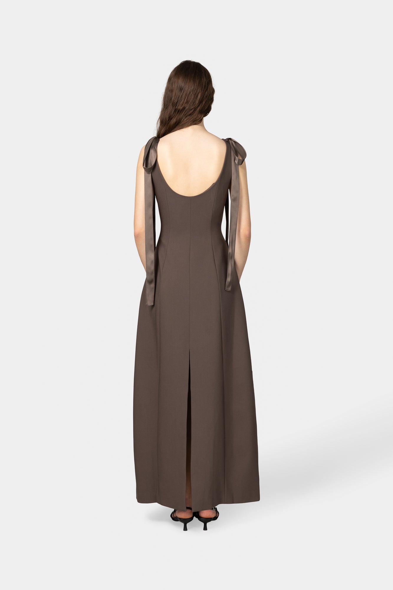 Model: 175cm | Wearing: XS | Cup size: C