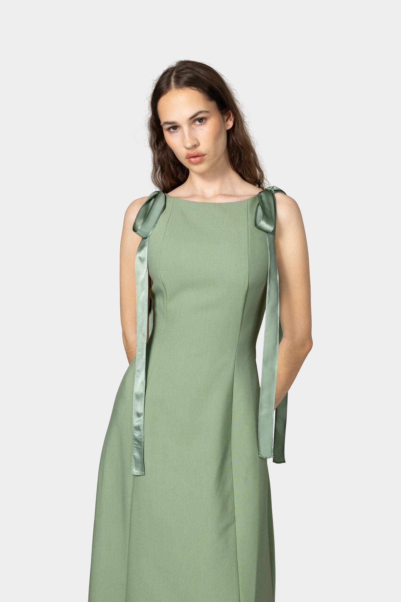 Model: 175cm | Wearing: XS | Cup size: C