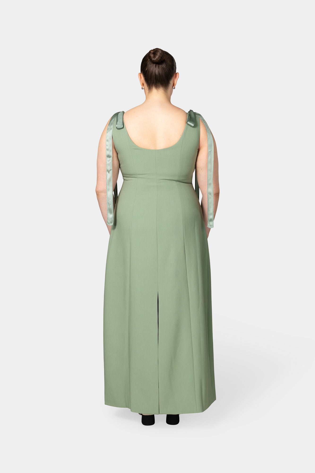 Model: 178cm | Wearing: XXL | Cup size: M