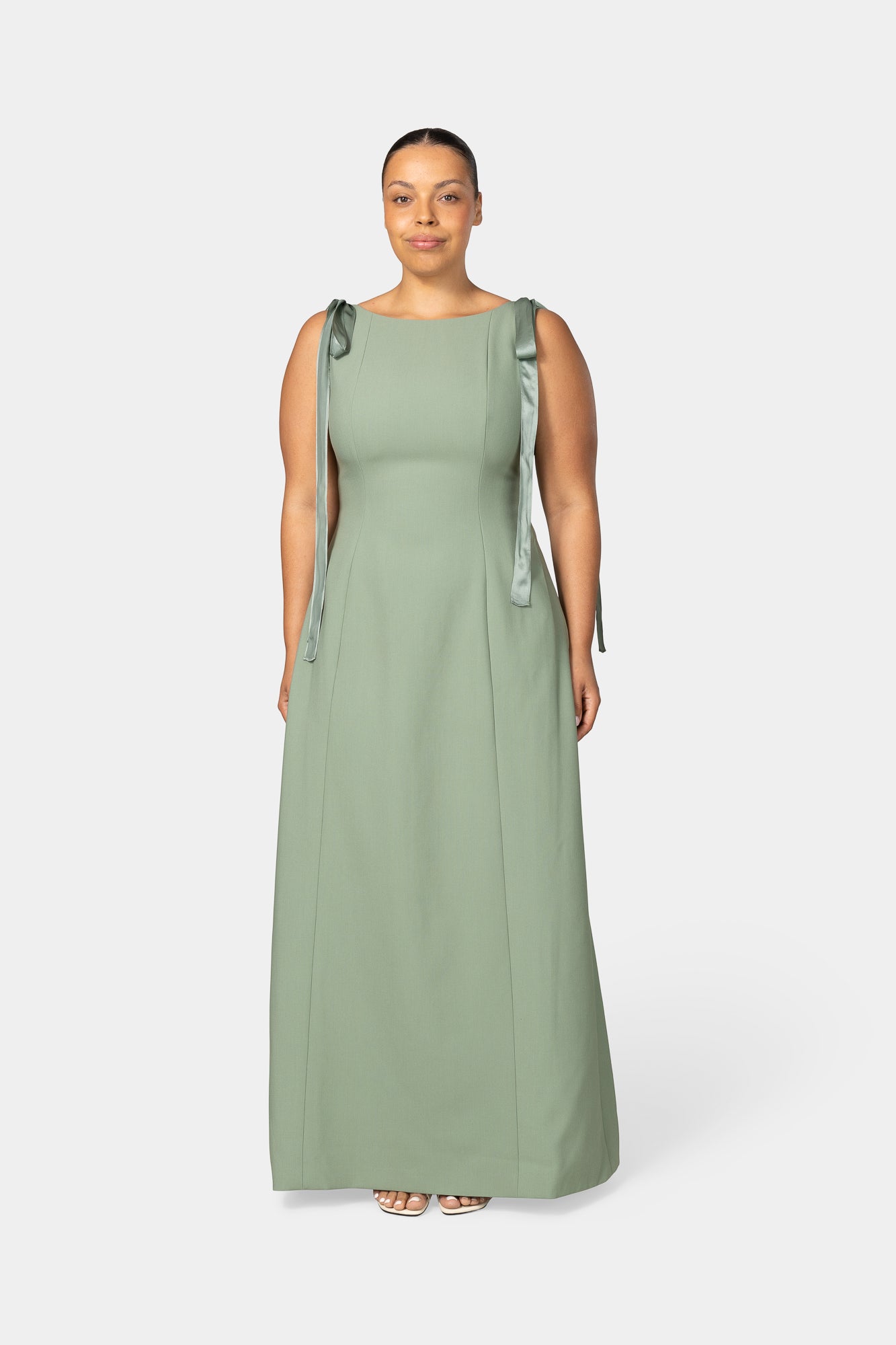 Model: 172 cm | Wearing: XL | Cup size: F