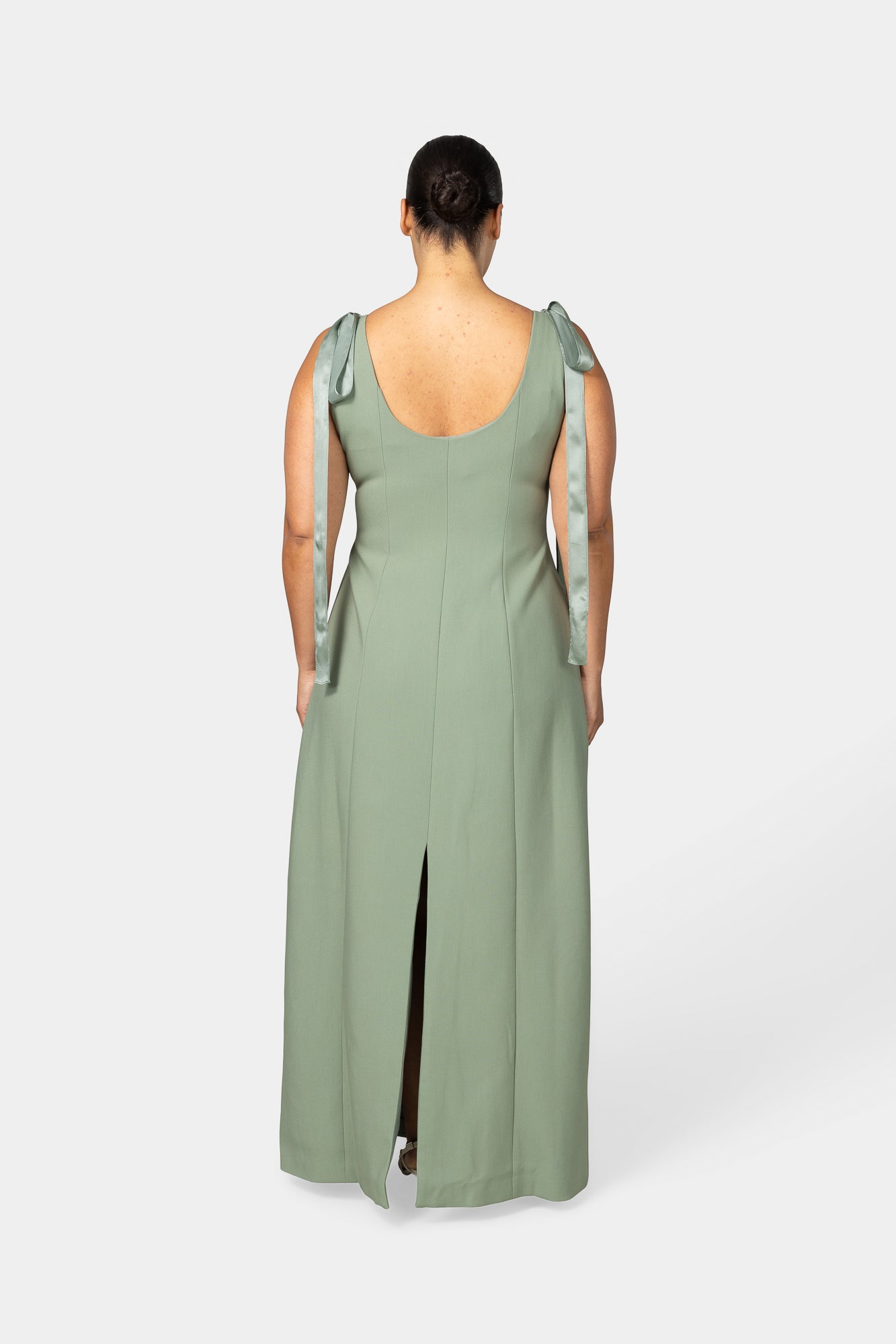 Model: 172 cm | Wearing: XL | Cup size: F