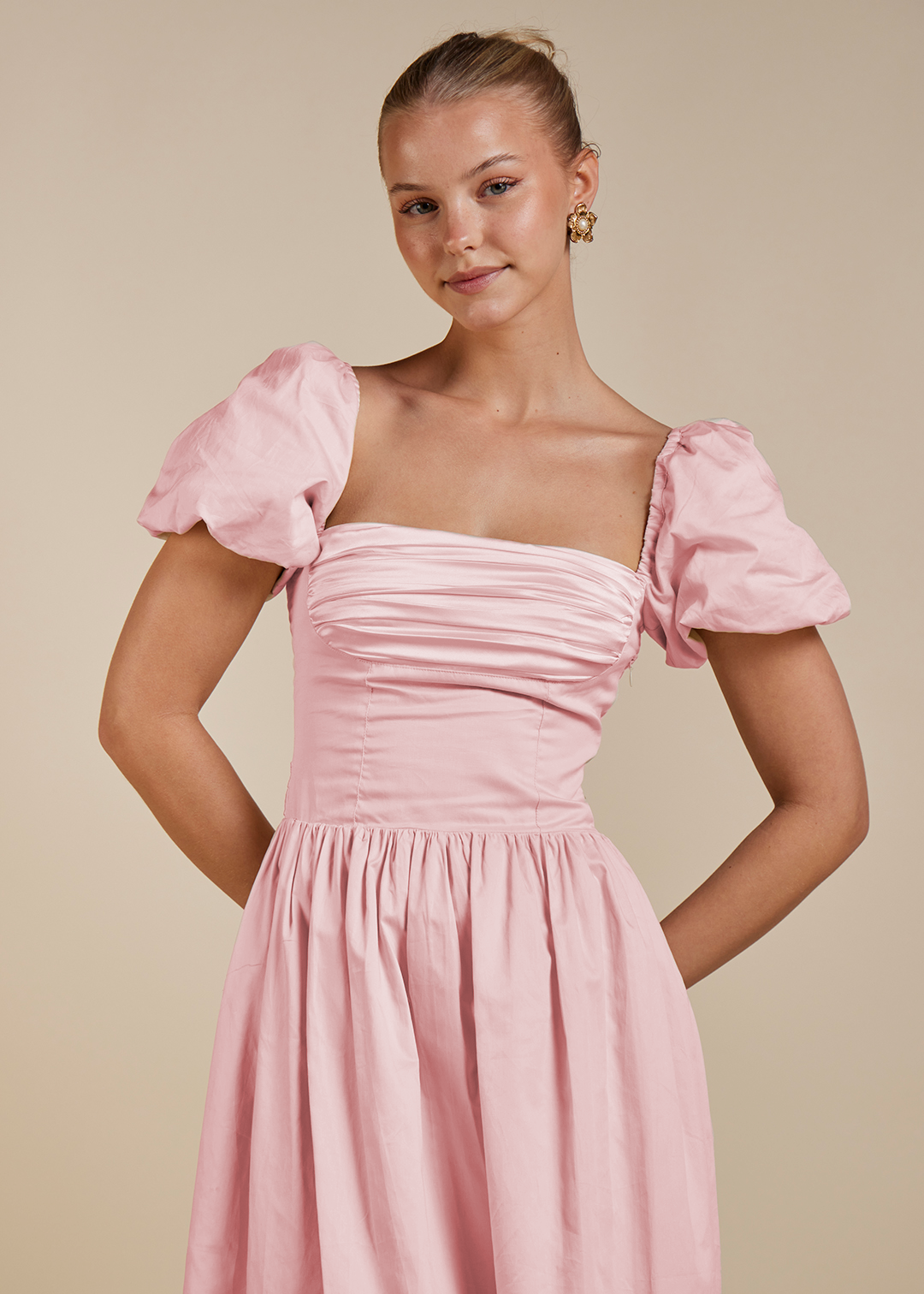 Model: 173 cm | Wearing: XS | Cup size: B