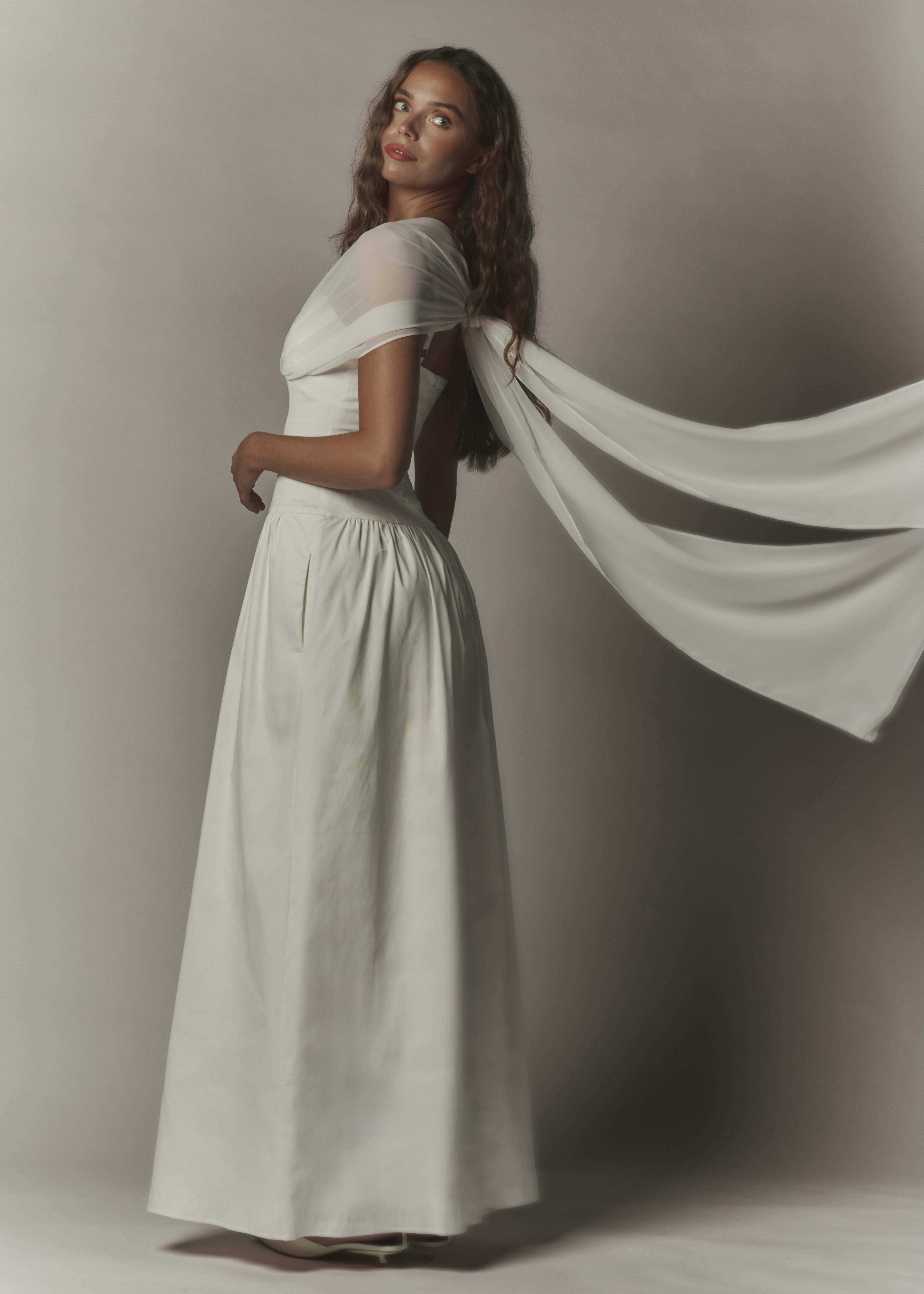 Vilja lett halter neck maxi dress white