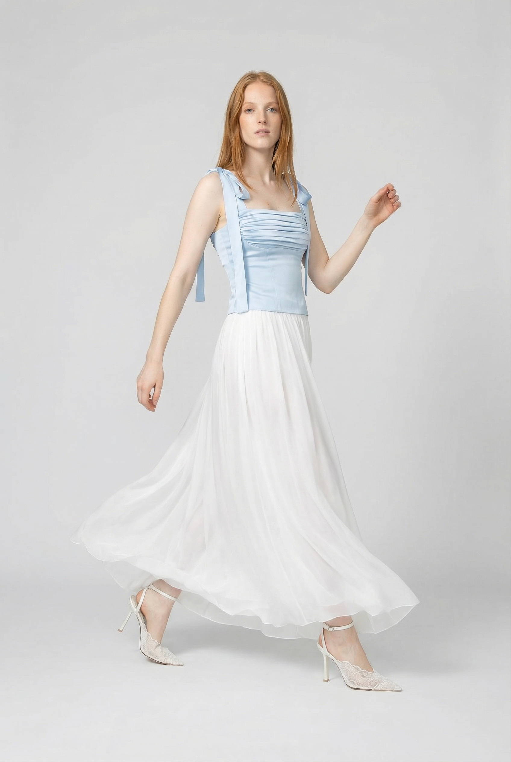 Model: 172 cm · XS · B cup