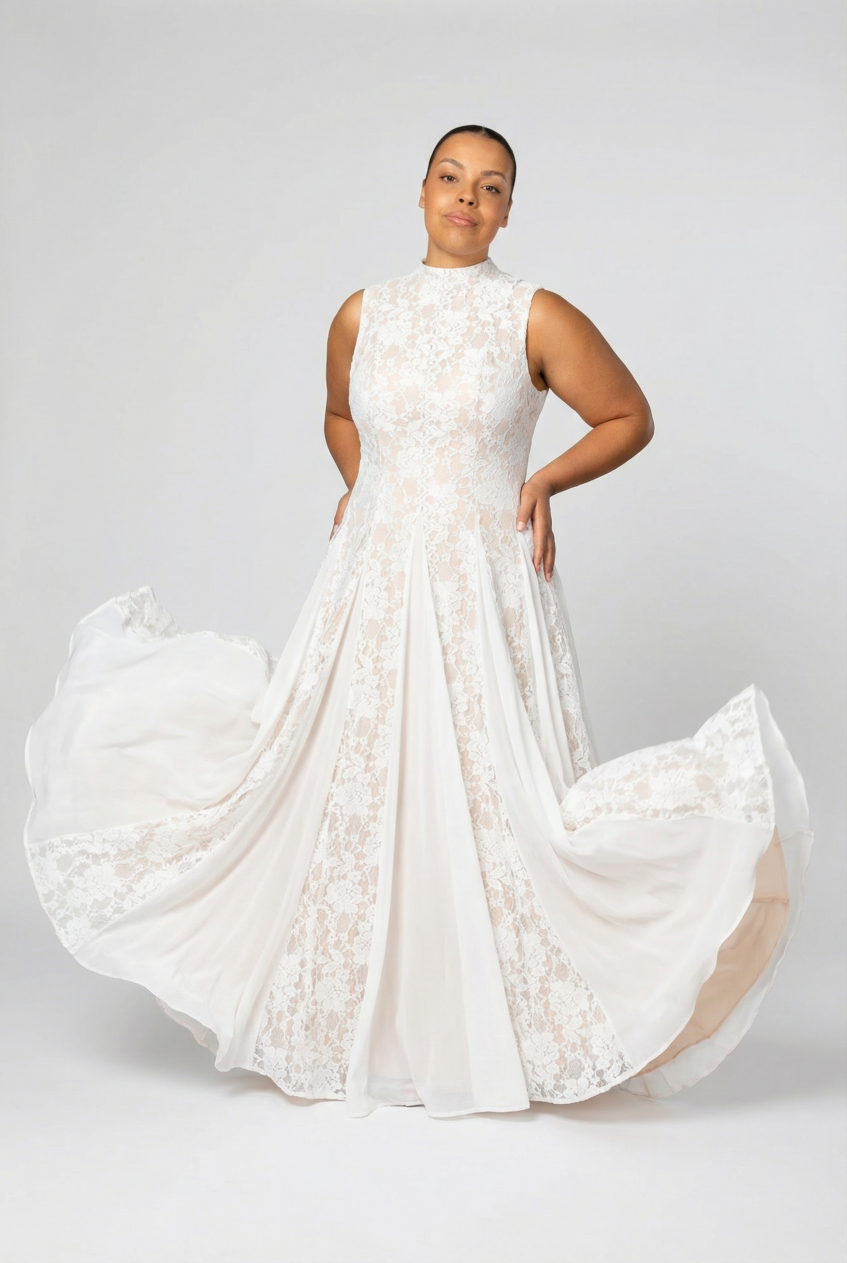 Model: 172 cm | Wearing: XL | Cup size: F