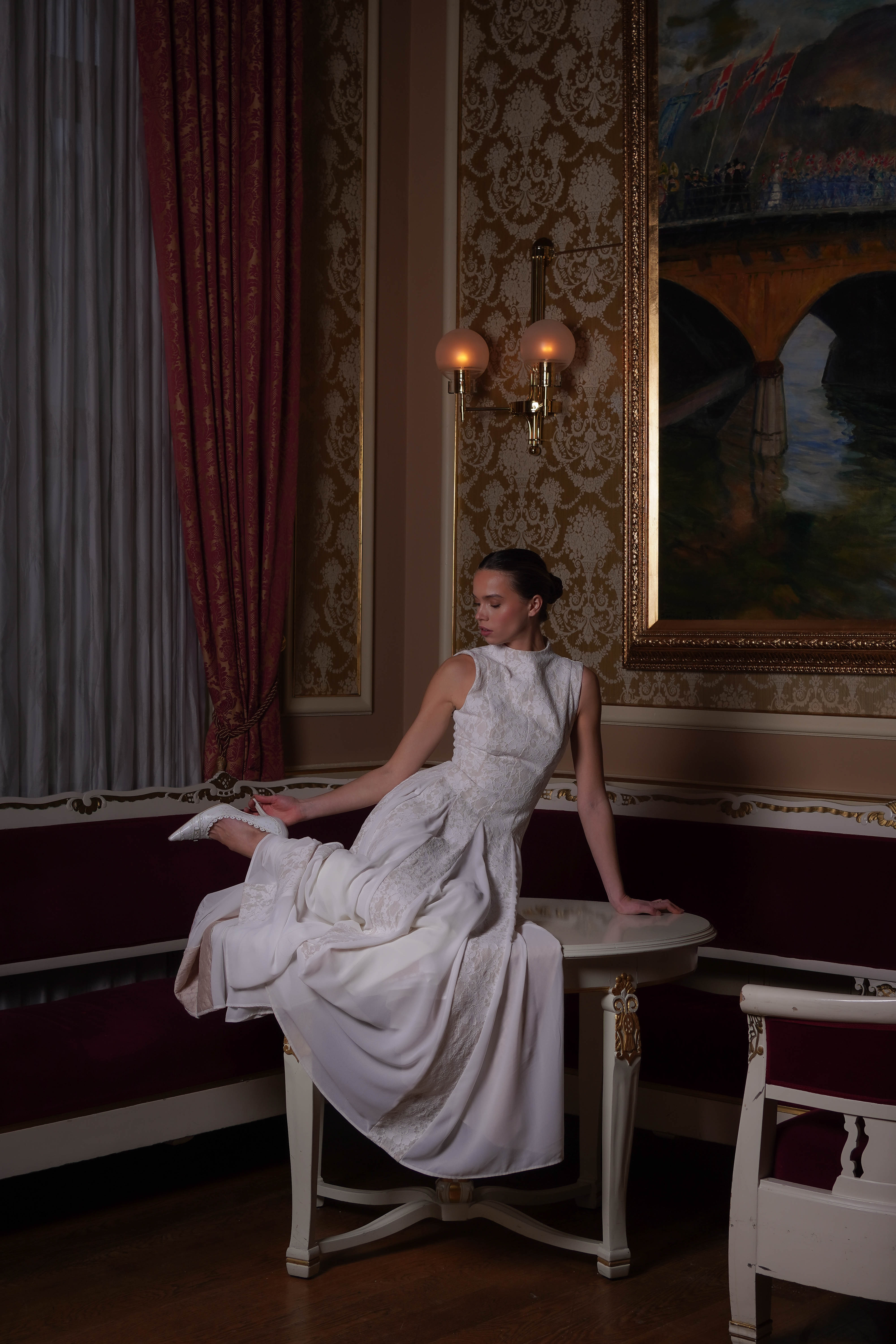 Model: 175 cm · XS · B cup