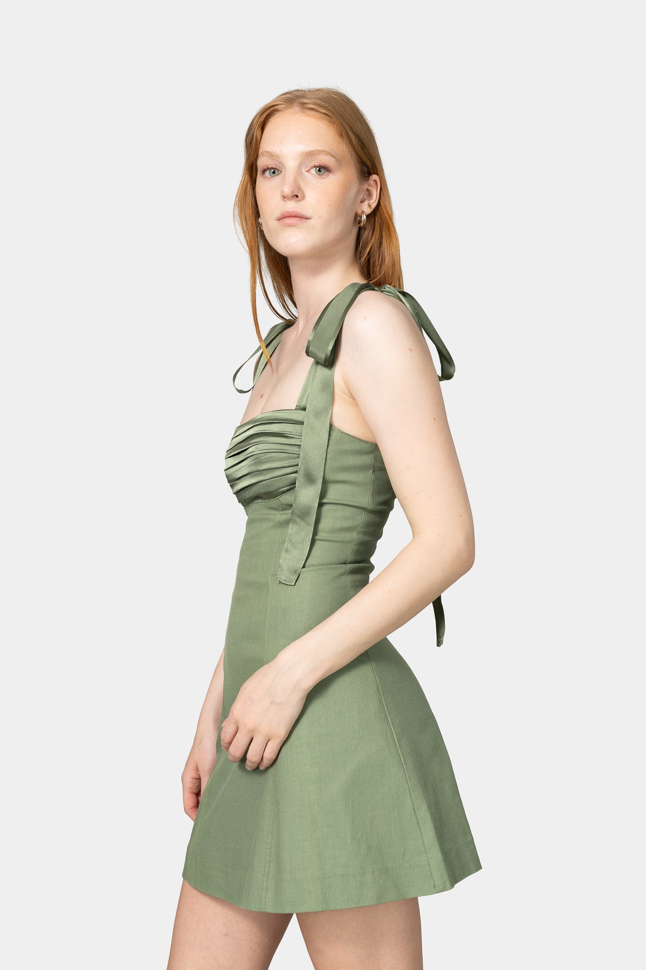 Model: 172cm | Wearing: XS | Regular length | Cup size: B