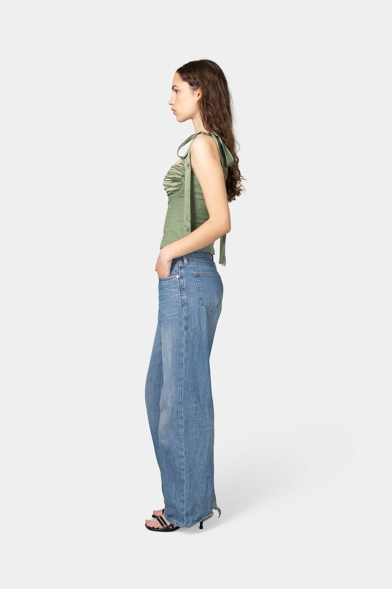 Model: 175cm | Wearing: XS | Cup size: C