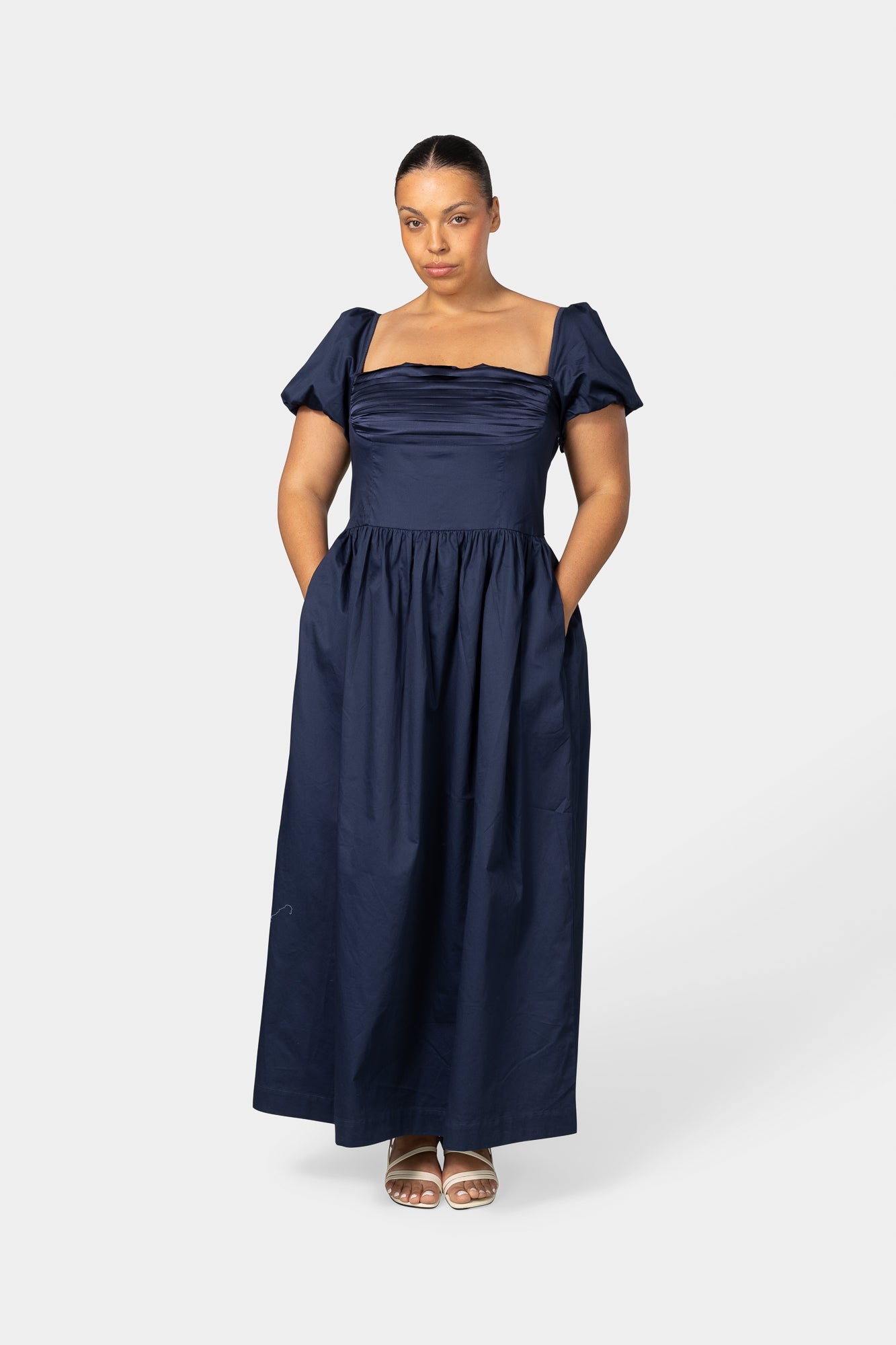 Model: 172 cm | Wearing: XL | Cup size: F