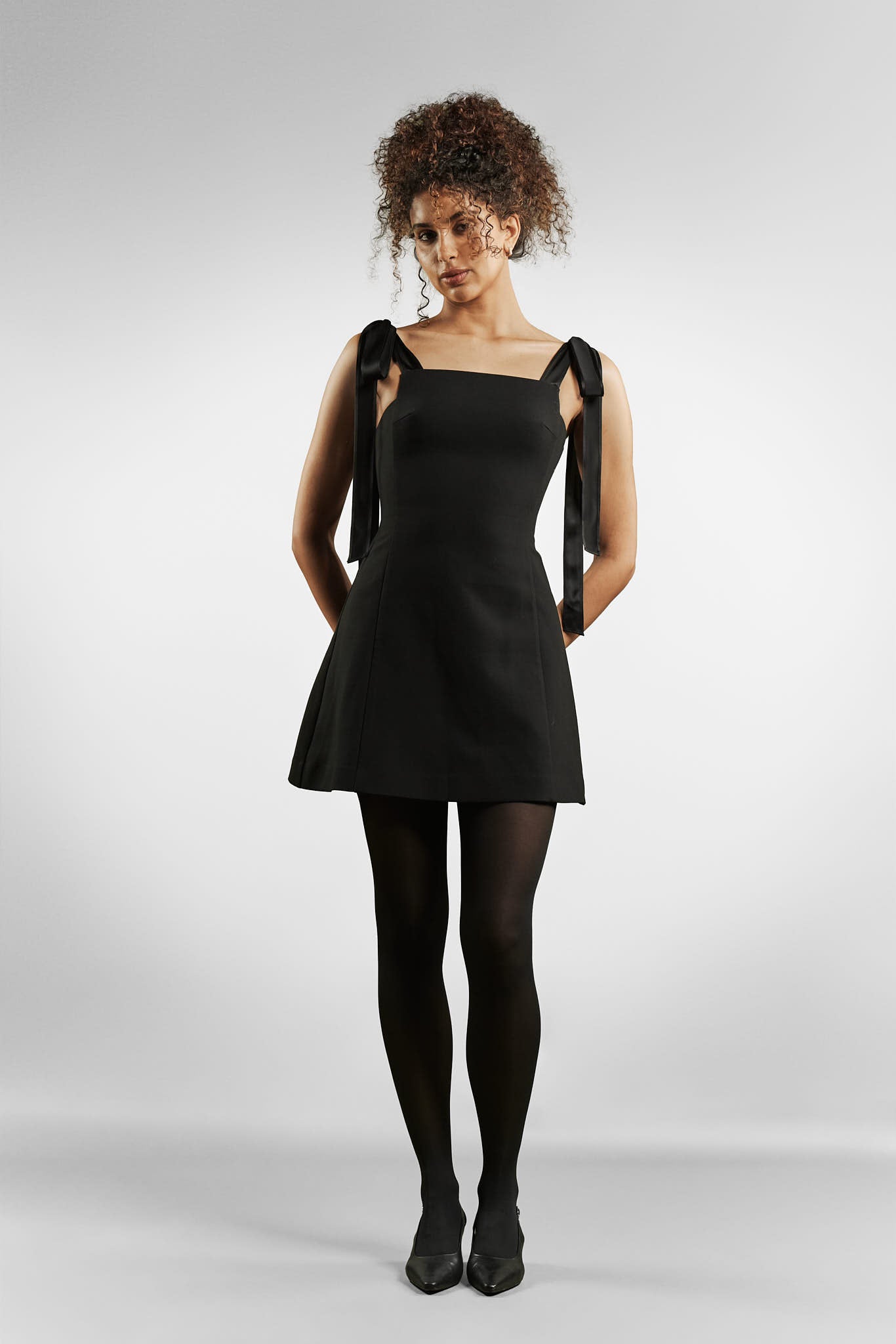 Thora Form-Fitting Mini Dress Black