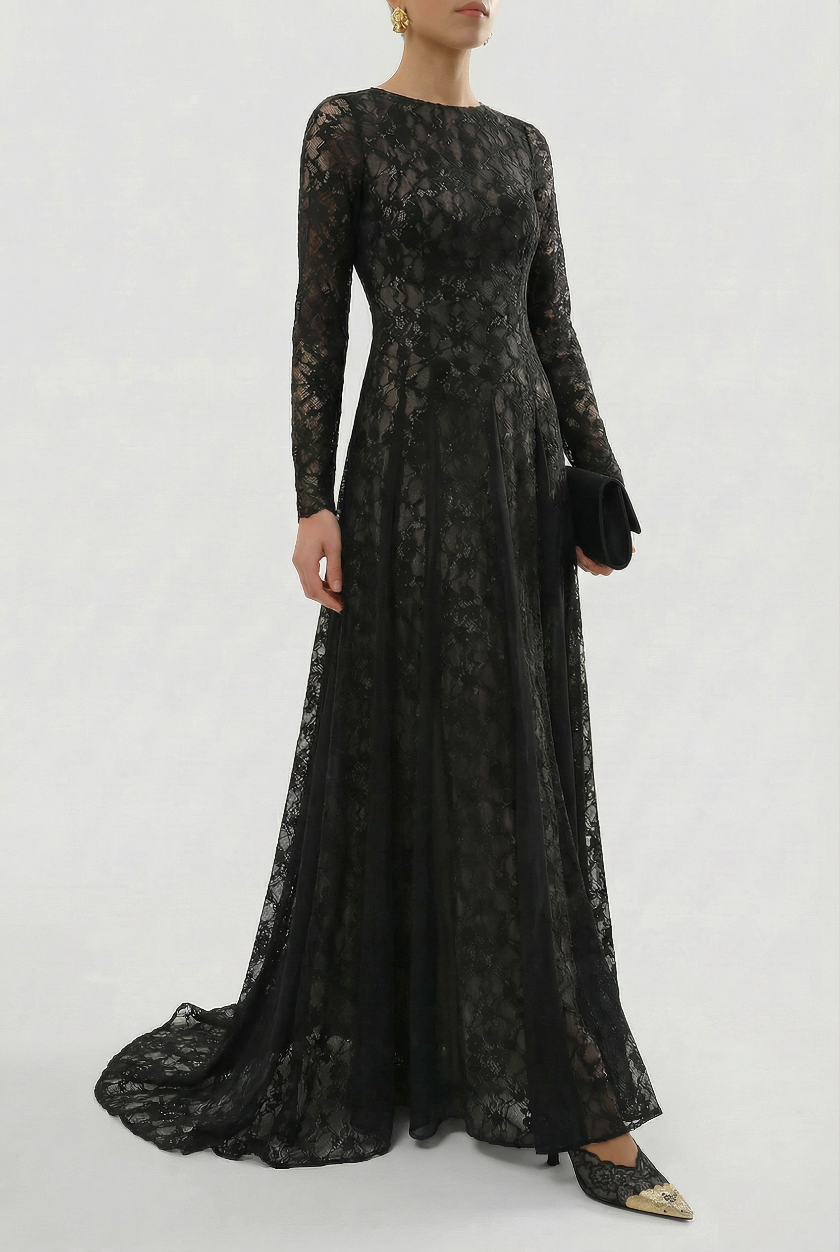 Model: 170 cm · XS · B cup